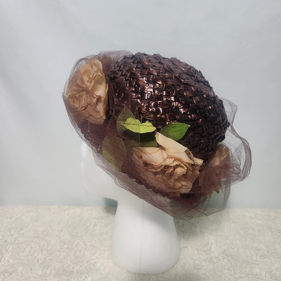 Vintage 1950s/1960s Brown Woven Straw Brimmed Floral Net Hat Church Garden Party main image 11